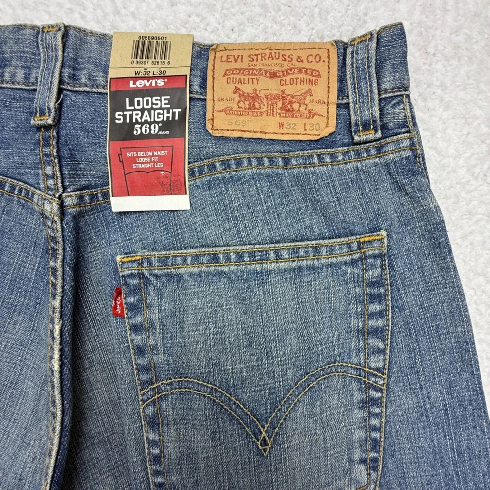 Levis 569 Loose Straight Fit Denim Blue Jeans Mens 32x30 NWT